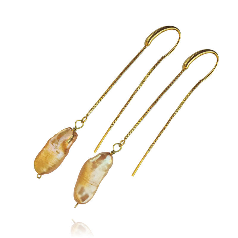 Pendientes de perlas keshi doradas