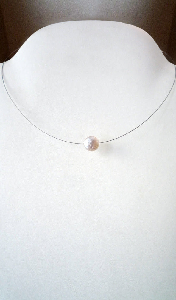 Collar de cable con perla cultivada con forma de maoneda