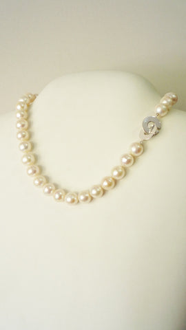 Collar de perlas cultivadas de 12mm con cierre de plata